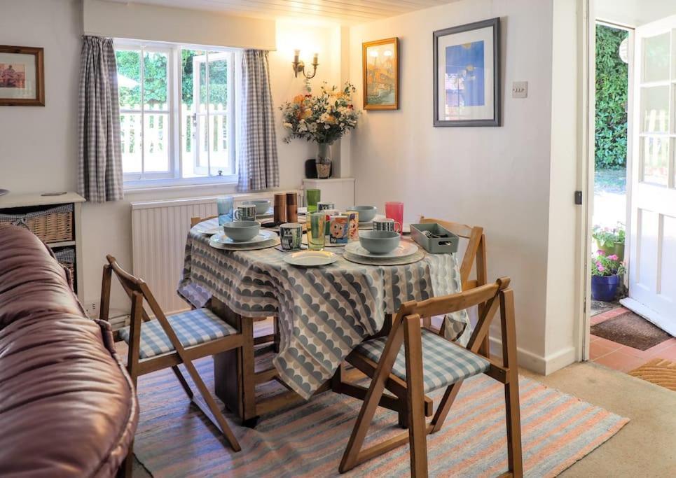 Landford's Cottage, Your Retreat! Holiday home *