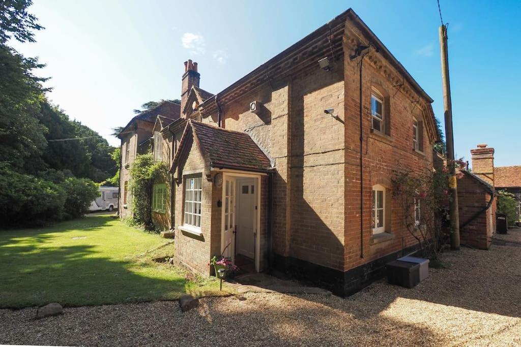 Holiday home Landford's Cottage, Your Retreat! *