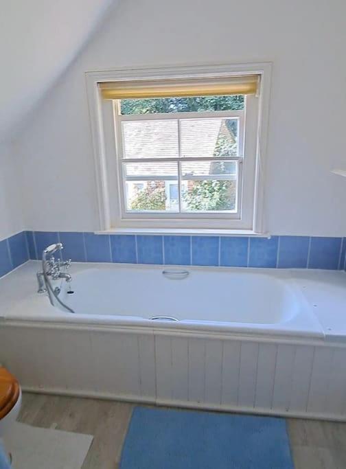 Landford's Cottage, Your Retreat! Landford