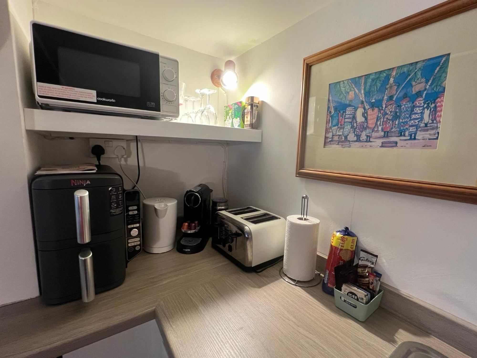 Landford's Cottage, Your Retreat! Holiday home